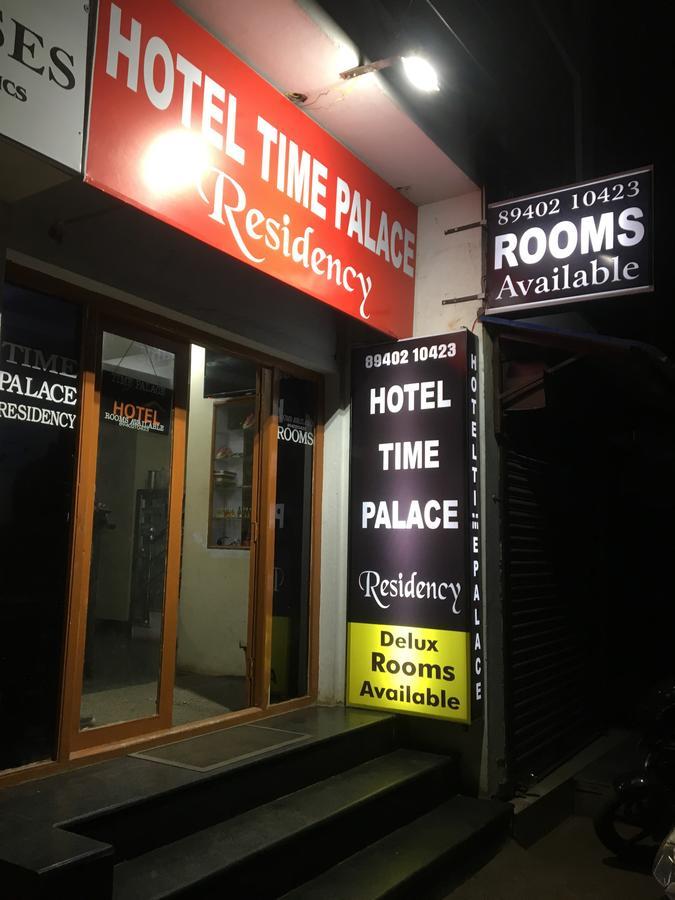 Hotel Time Palace อูตี ภายนอก รูปภาพ